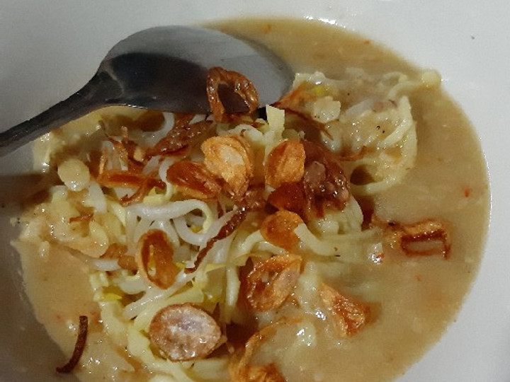 Cara Gampang Menyiapkan Mi celor ^lemak nian^ (red: enak banget) 😀 yang Bikin Ngiler