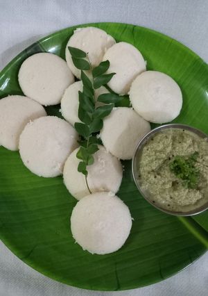 इडली चटणी (Idli Chutney Recipe In Marathi) रेसिपी चे मुख्य फोटो