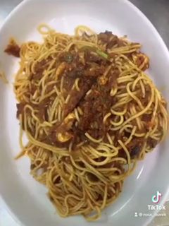 صورة لوصفة مقرونة بصوص نابوليتان