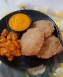 Aamras with rajagra puri & aloo bhaji (falari platter)