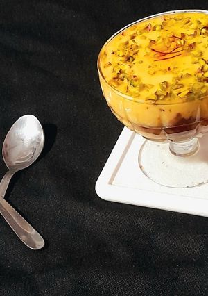 A picture of Rabdi Gulab Jamun Parfait.