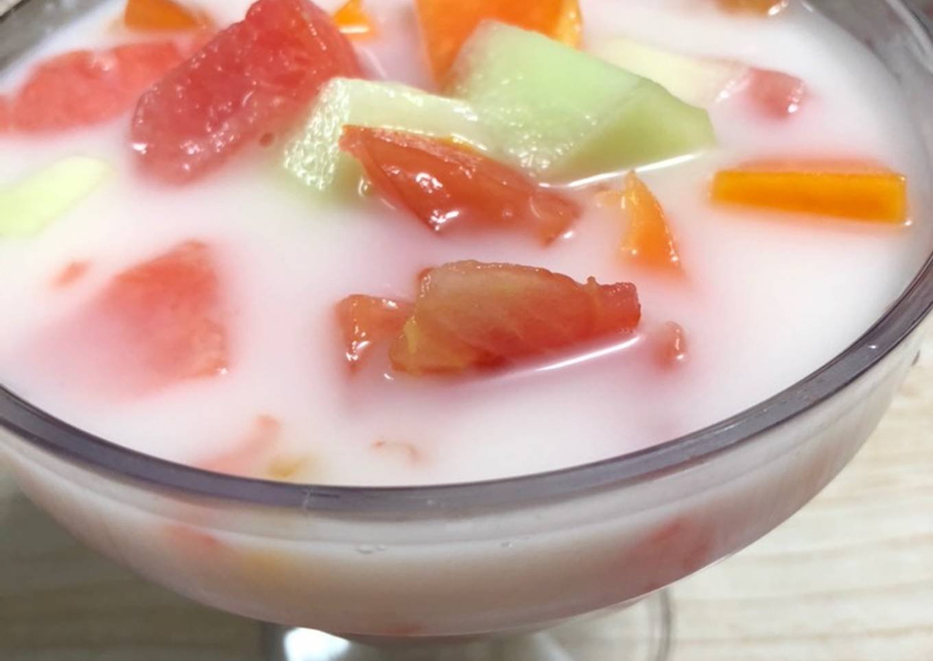 Sop buah sederhana