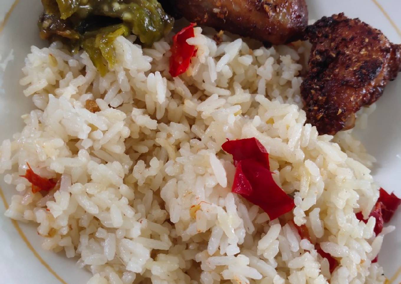 Nasi liwet rice cooker pake ayam ketumbar sambal padang