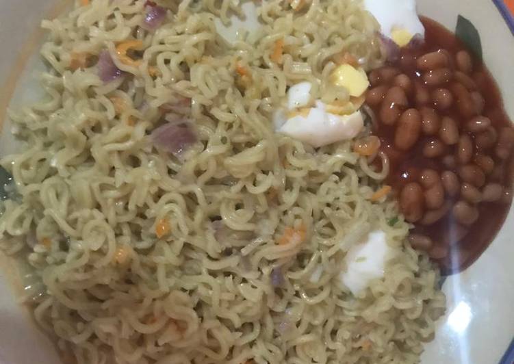 Recipe of Perfect Noodles and baked Beans