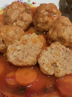 Una foto de Albóndigas en salsa exprés
