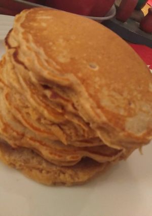 A picture of Apple Pie Pancakes.