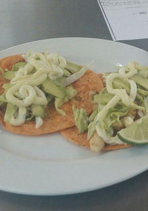 Una foto de Tacos de pescado estilo ensenada