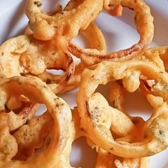 A picture of Onion Rings Pakoda.