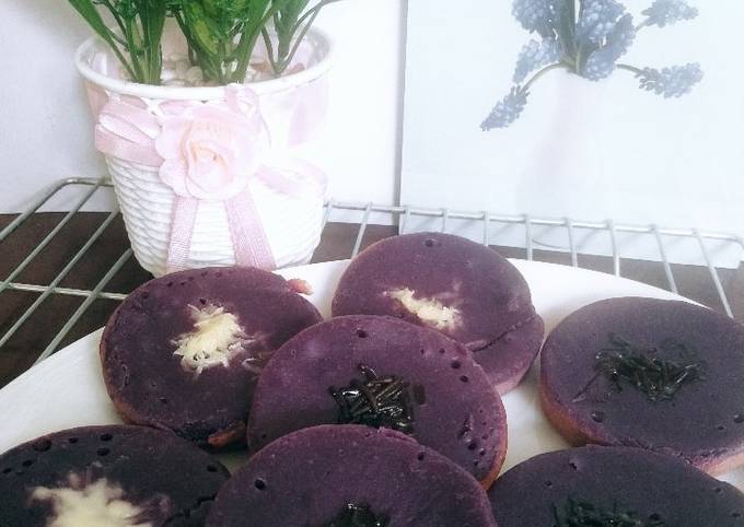 Kue Lumpur Ubi Ungu