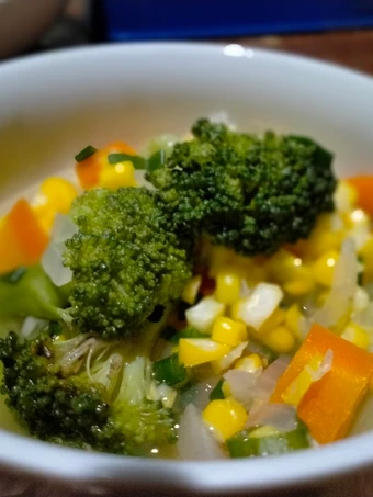 Langkah Gampang Membikin Resep Sup campur pelangi yang Enak Banget Anti Ribet, Menggugah Selera