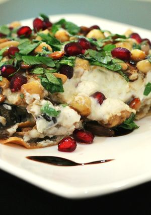 A picture of Eggplant Fatteh.