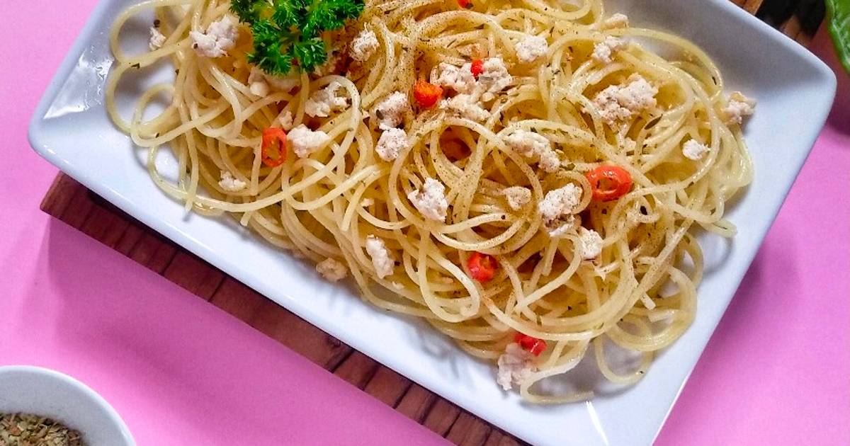 Resep Spaghetti Aglio Olio oleh irani nara Cookpad