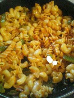 A picture of Red sauce macroni pasta..