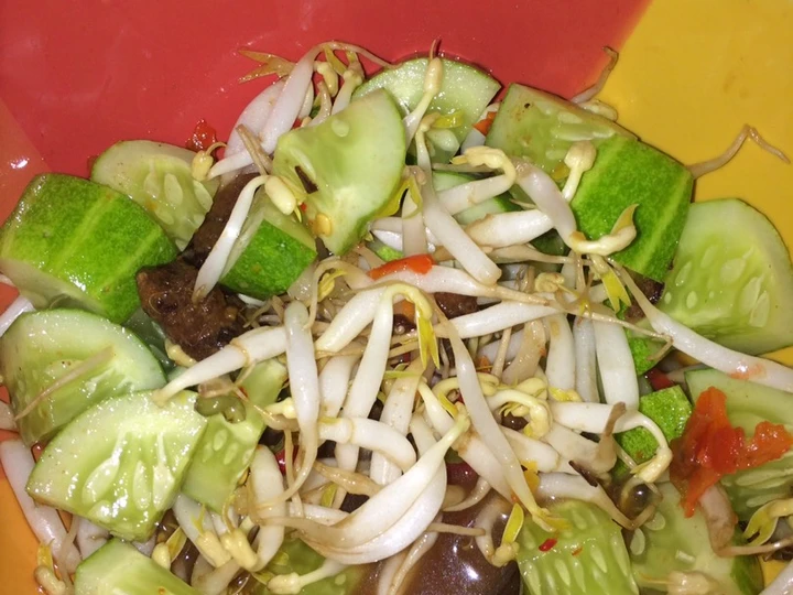 Cara Gampang Menyiapkan Resep  RUJAK MUGE (timun tauge) hehe yang Lezat, Bikin Ketagihan