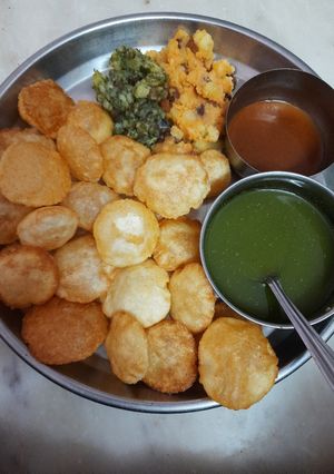 પાણીપુરી (Panipuri Recipe In Gujarati) રેસીપી મુખ્ય ફોટો