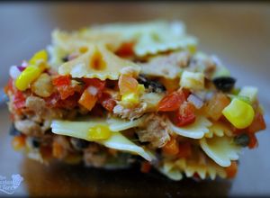 Foto principal de Ensalada de pasta, atún y vegetales