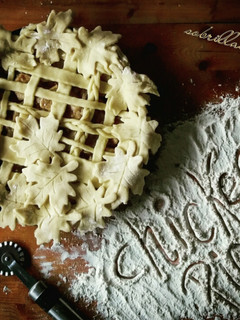 Una foto de Pastel de pollo y setas