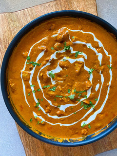 Una foto de Butter chicken - Receta de la India