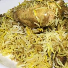 A picture of Arabian mandi rice.