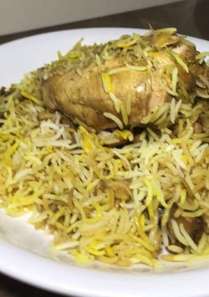A picture of Arabian mandi rice.