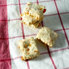A picture of Mini Pig Carrot Treats.