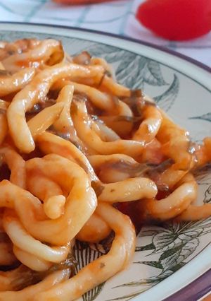 Foto di Strozzapreti con  sugo di strigoli