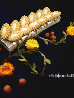 عکسی از دستور شیرینی فندقی
