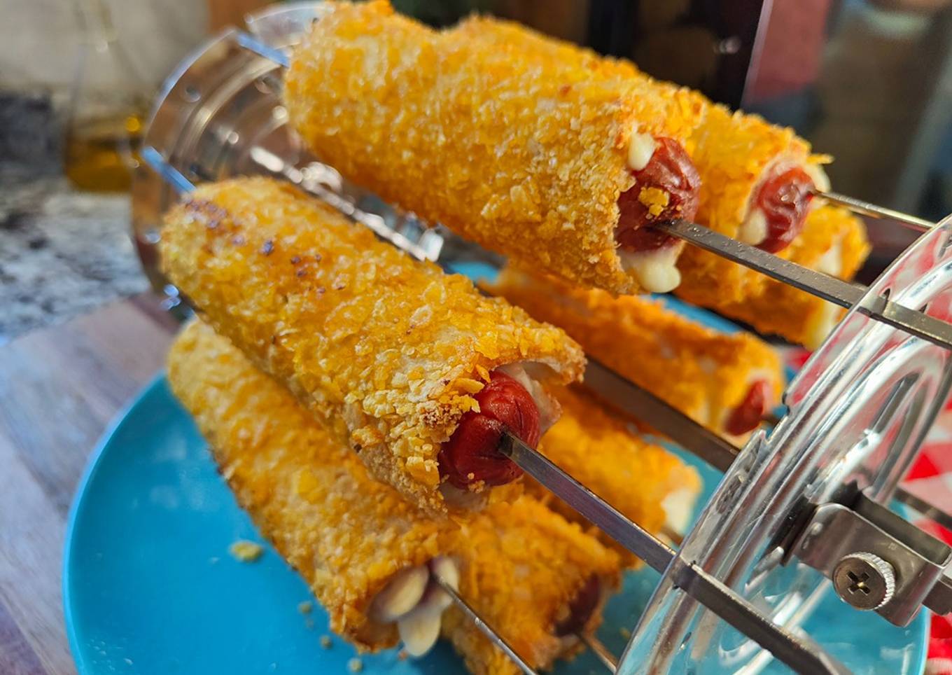 Rollitos fritos de Frankfurt con queso megacrujientes en AirFryer Proscenic T31