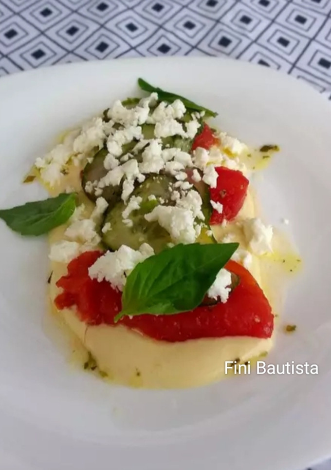 Una foto de Ensalada de tomate y pepino
