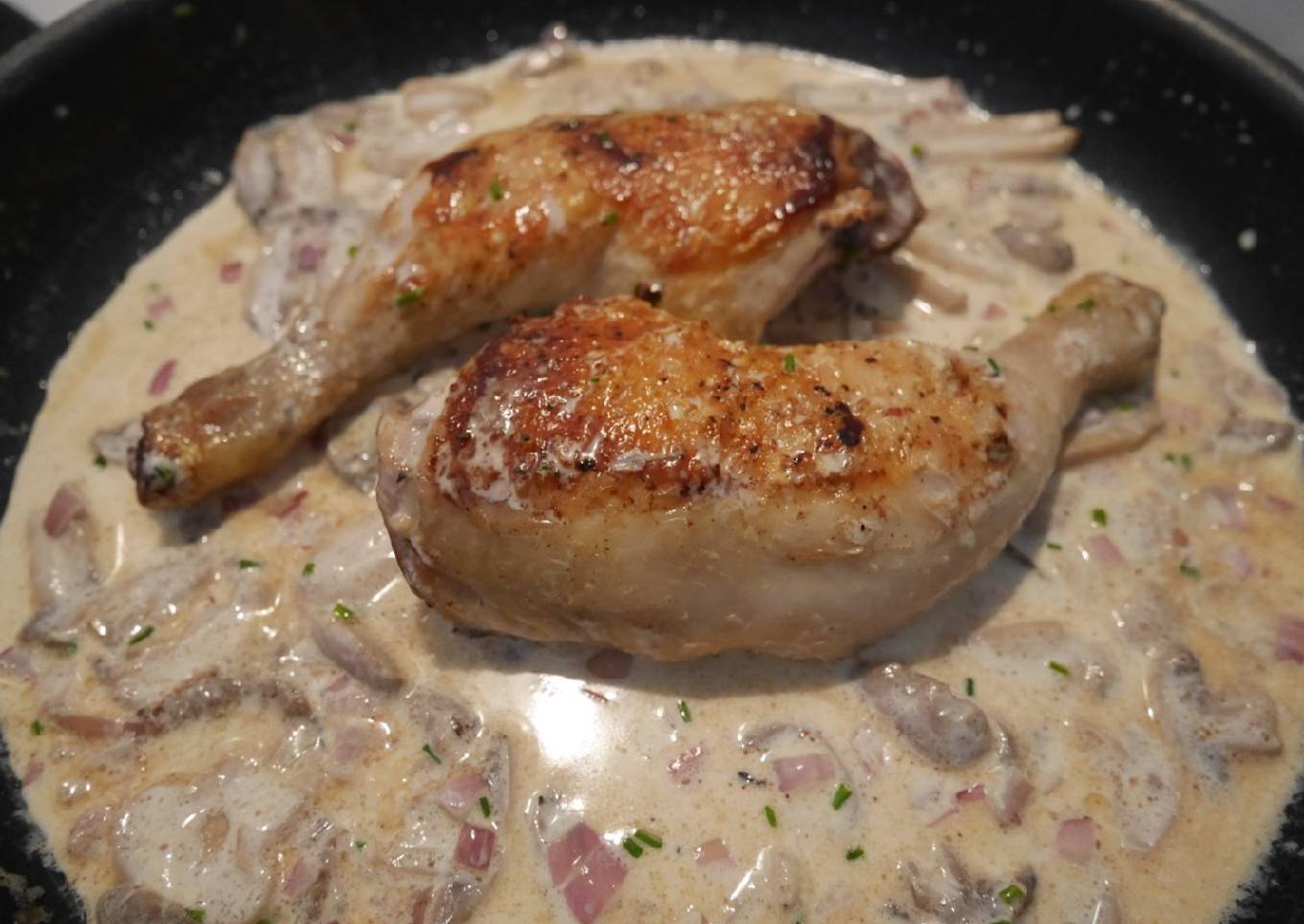 Poulet sauce crème champignons