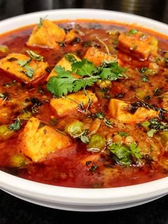 A picture of Mutter Paneer.