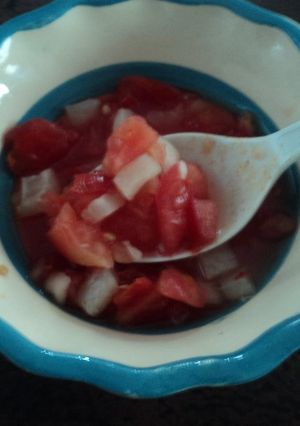 Una foto de Salsa de jitomate cocido y pico de gallo