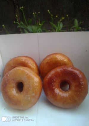 A picture of Homemade fluffy doughnuts.