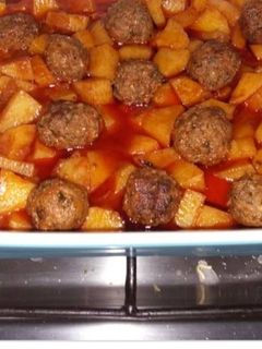 صورة لوصفة كفتة داوود باشا بالبطاطس مع رز بالشعيريه