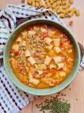 Sopa de fideos cortos con porotos mung 🫘 enriquecida