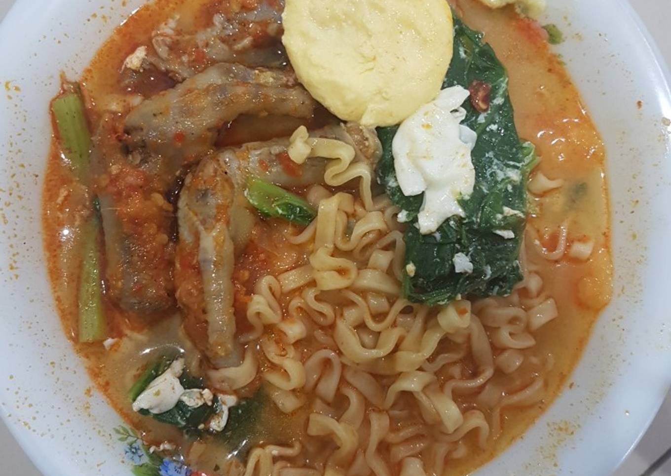 Indomie seblak ceker mercon special pake telor