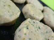 Una foto de falafel express