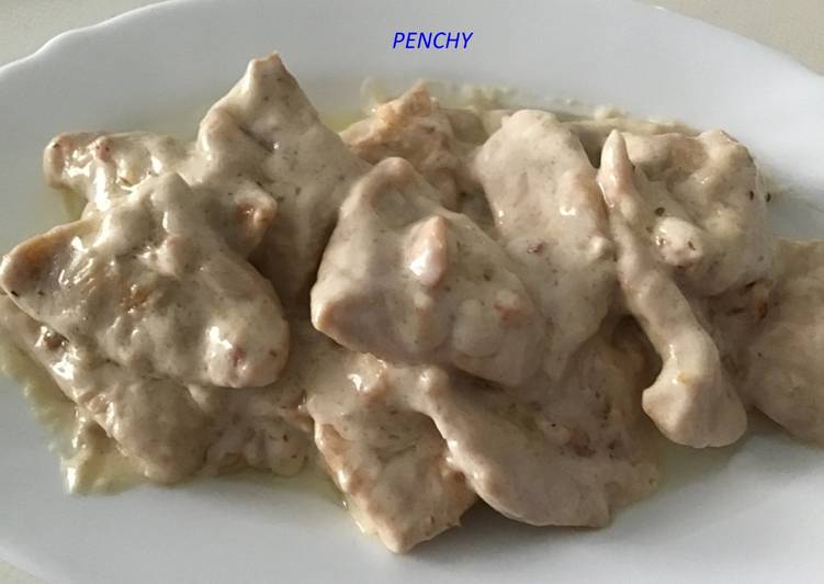 Pechuga de pollo con almendras al brandy