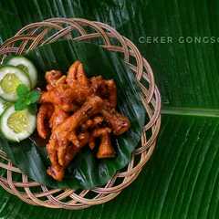 A picture of Ceker Gongso.