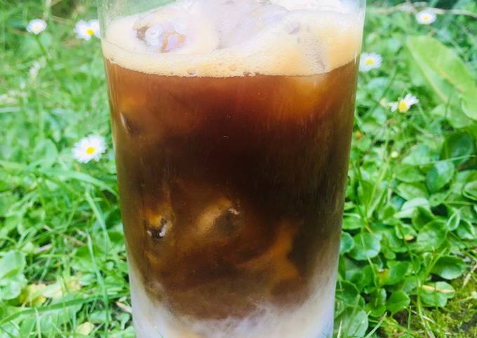 My perfect iced coffee with coconut milk ๐ด ๐ฅฅ โ๏ธโ๏ธ๐ฑ