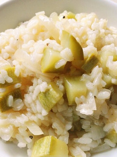 Una foto de Arroz cremoso con calabacín
