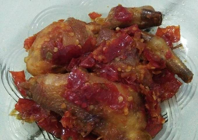 Ayam goreng balado