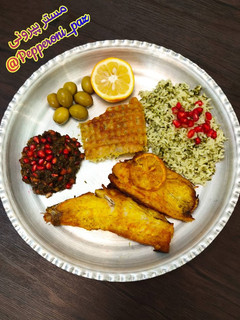 عکسی از دستور سبزی پلو با ماهی و حشو