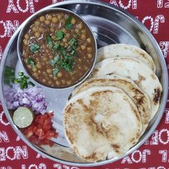 A picture of Chole.