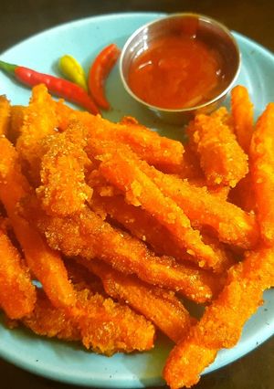 ক্রিস্পি ক্যারোট ফ্রাই (crispy carrot fry recipe in Bengali) রেসিপির প্রধান ছবি