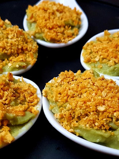 Una foto de Cucharitas guacamole con doritos