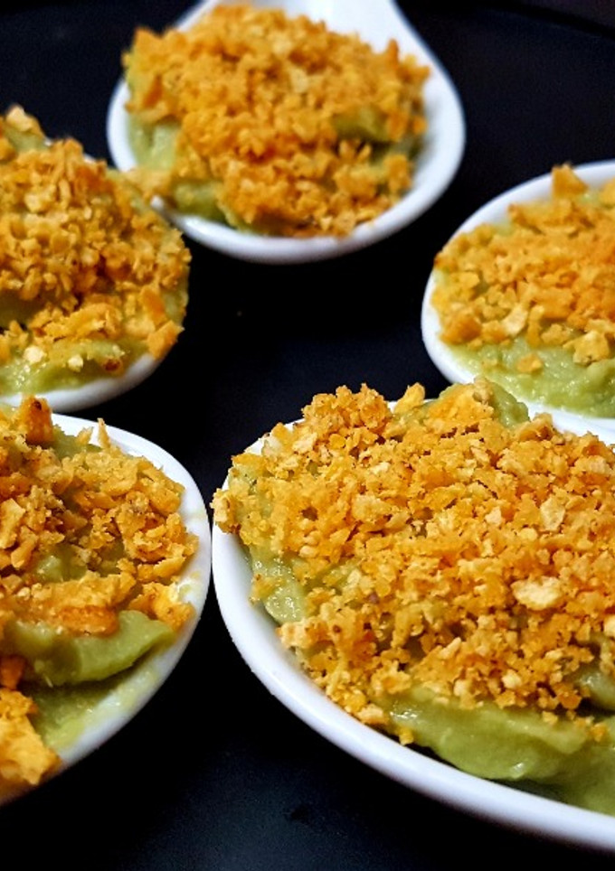 Una foto de Cucharitas guacamole con doritos