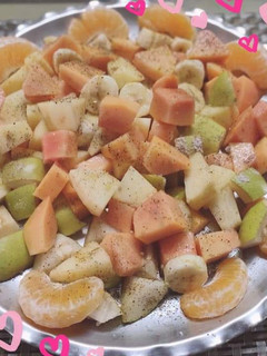 डिटॉक्स फ्रूट सलाद (detox fruit salad recipe in hindi) रेसिपी मुख्य फोटो