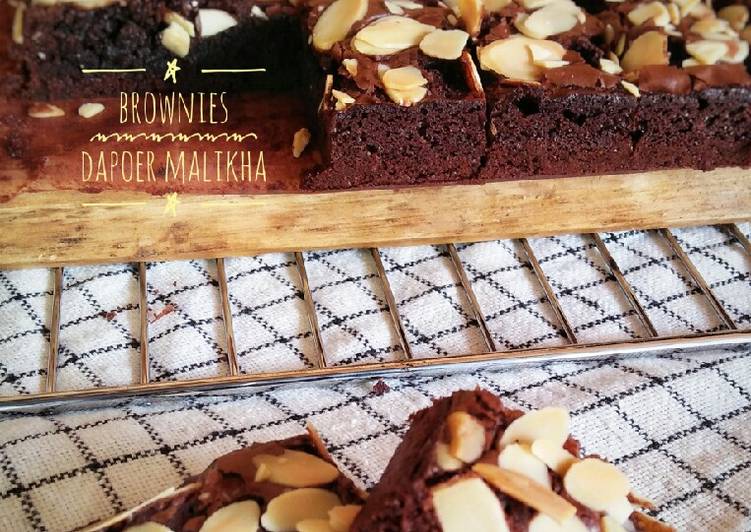 Langkah Mudah untuk Menyiapkan Fudgy Shiny Brownies Anti Gagal