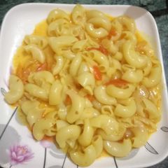 A picture of Macaroni.